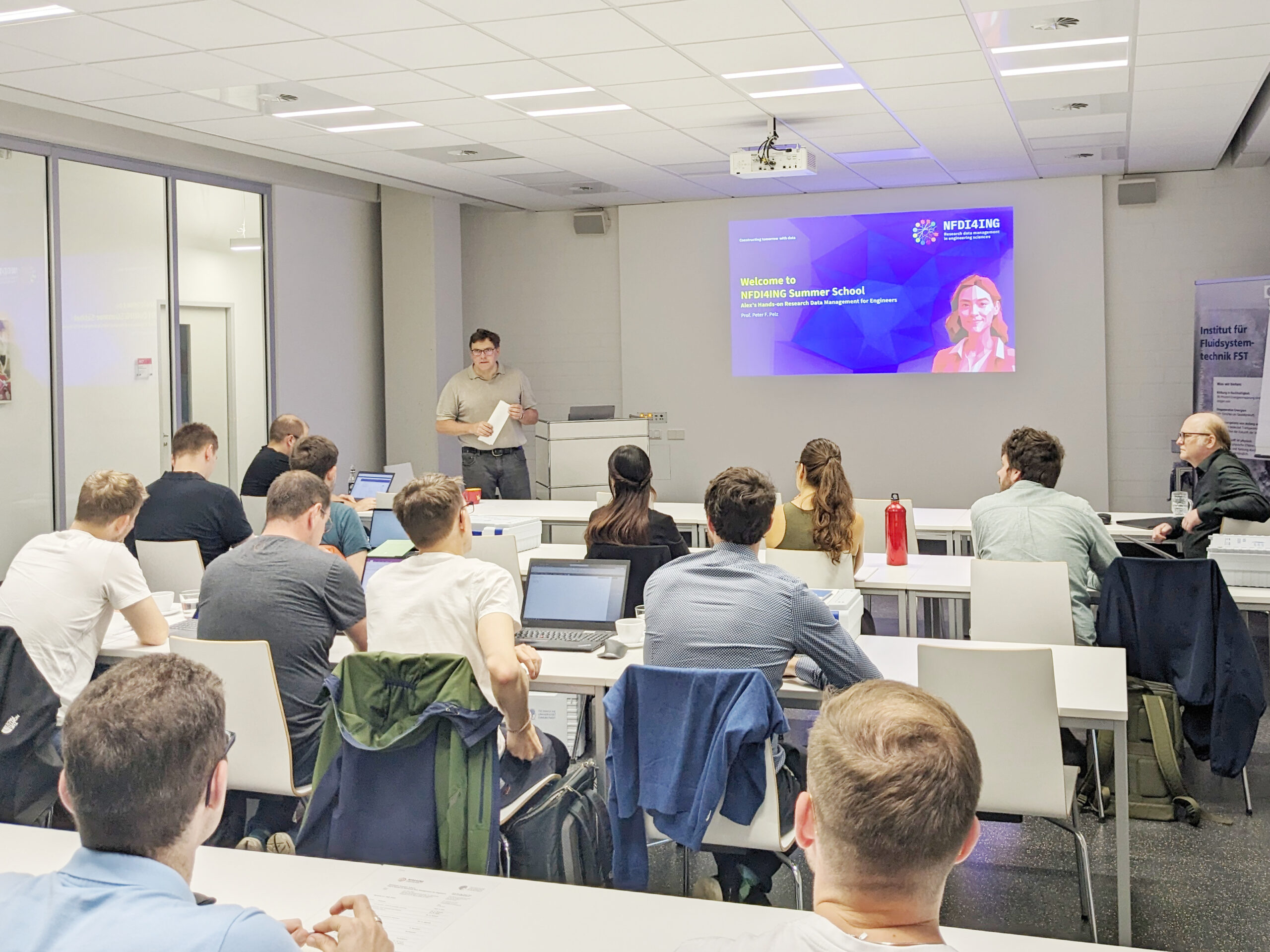 Prof. Pelz opens the summer school